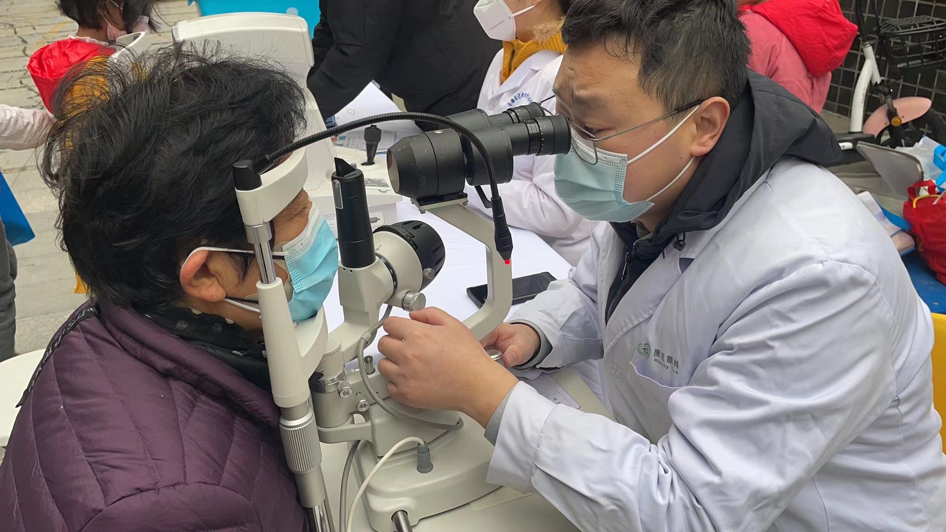 安徽医科大学康视眼科医院香榭水都社区义诊活动